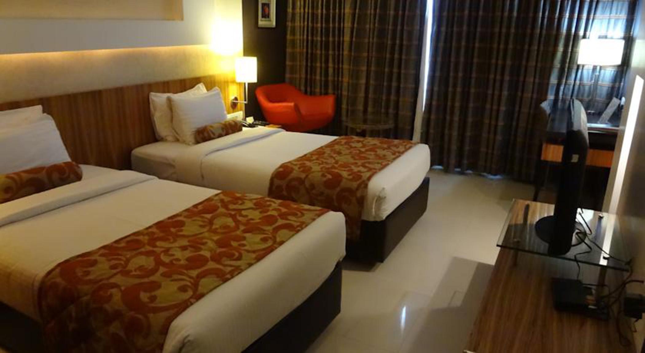 Hotel Satkar Residency Thane Exteriör bild