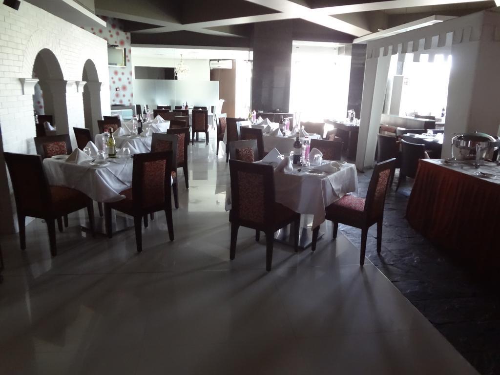 Hotel Satkar Residency Thane Exteriör bild